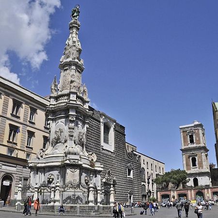 Casetta Soriano - Piazza Dante Naples Luaran gambar